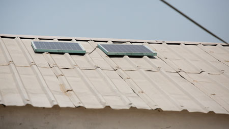 solar-pannels-on-roof